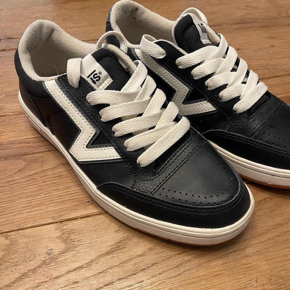 Vans Lowland Comfy Cush Black and White leather Sneakers